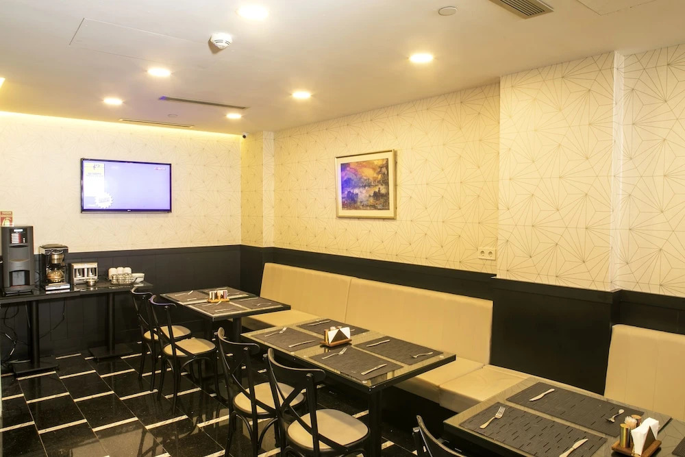 Foto - Elm Suite Hotel