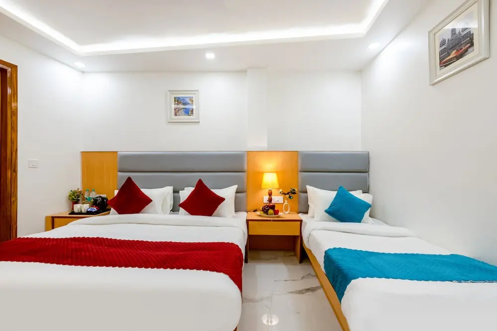 Photo - New King by Backpackers Heaven