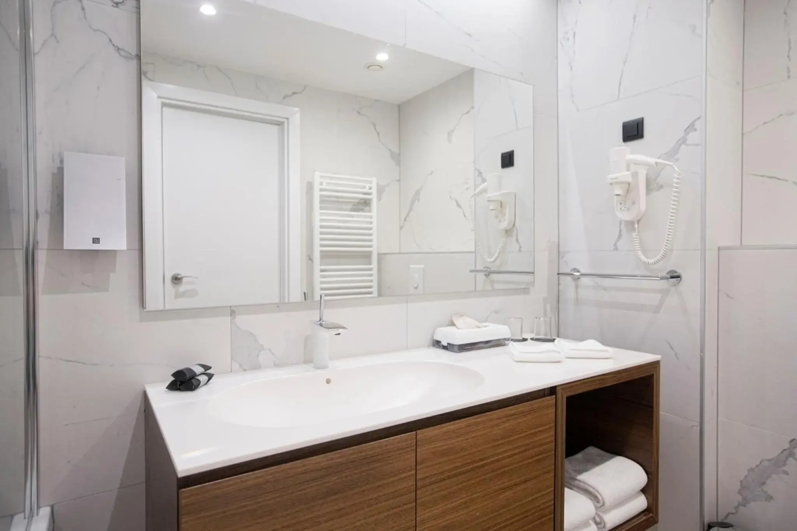 Photo - Marvie Hotel & Health