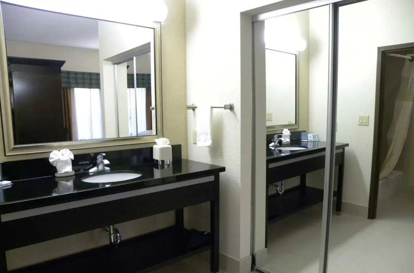 Foto - Hampton Inn & Suites Dallas I-30 Cockrell Hill, Tx