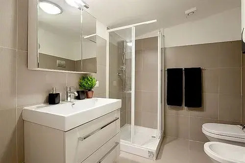 Photo - Black And White Suite