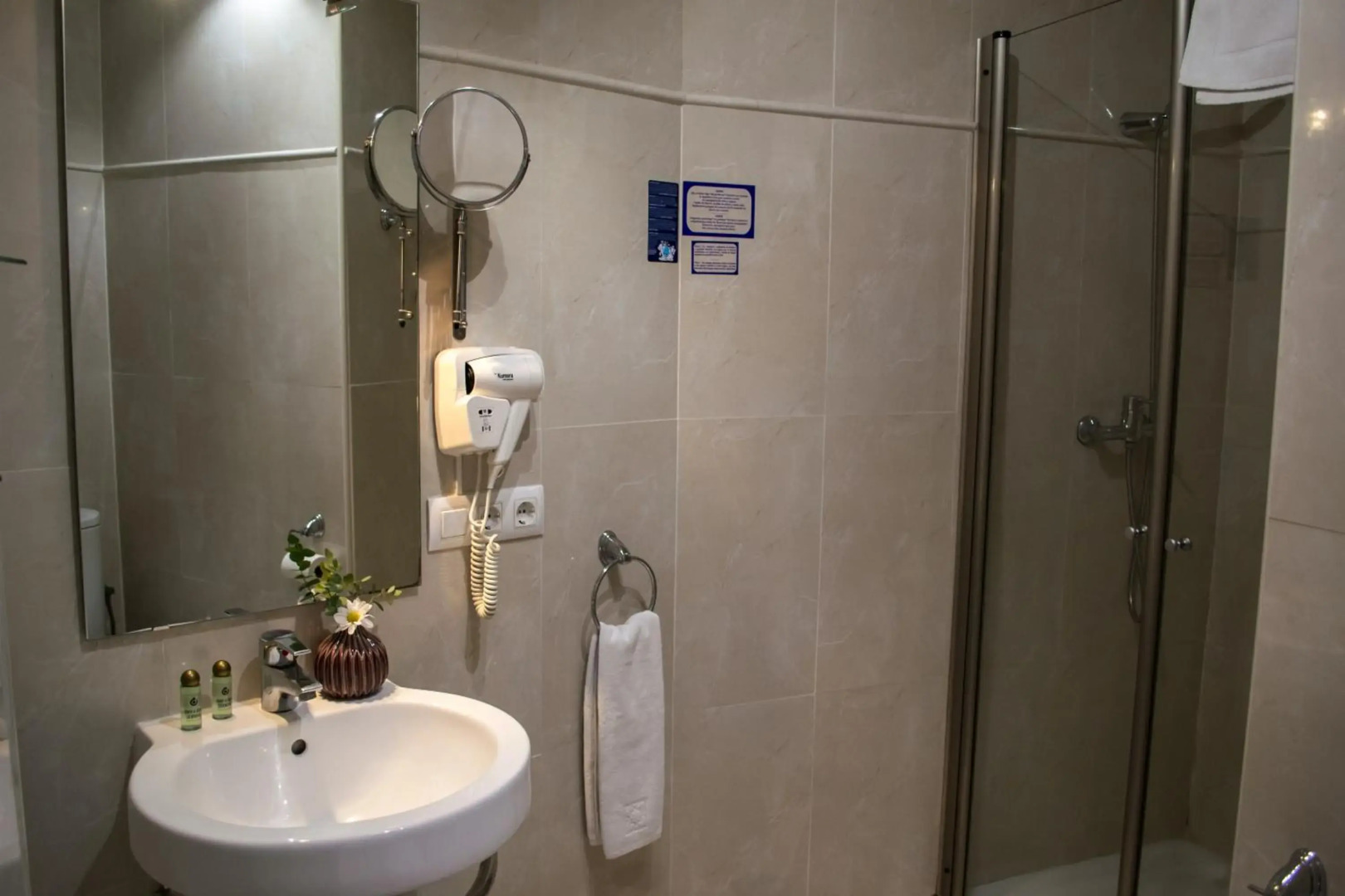 Photo - Un Patio al Sur