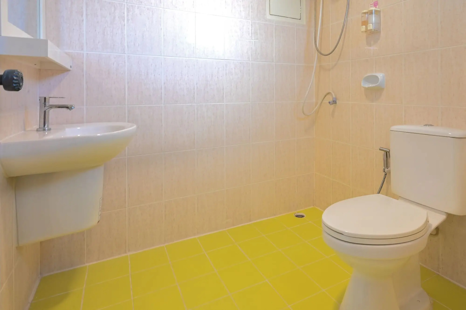 Photo - Witchuwan Apartel