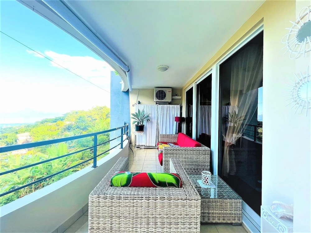 Tahiti - Toke Condo in Faa a