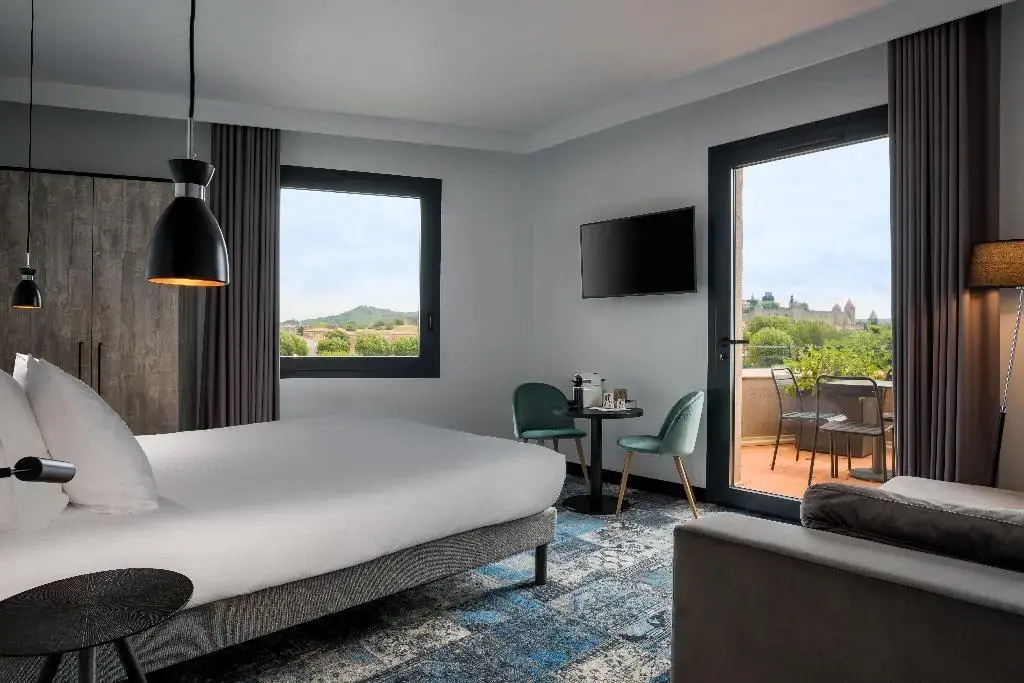 Photo - SOWELL HOTELS Les Chevaliers
