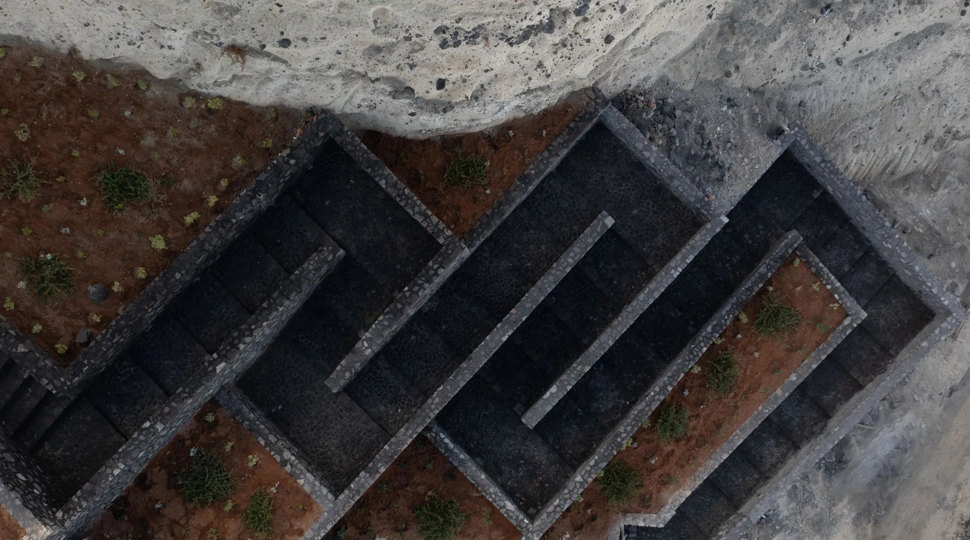 Photo - Santo Mine Oia Suites