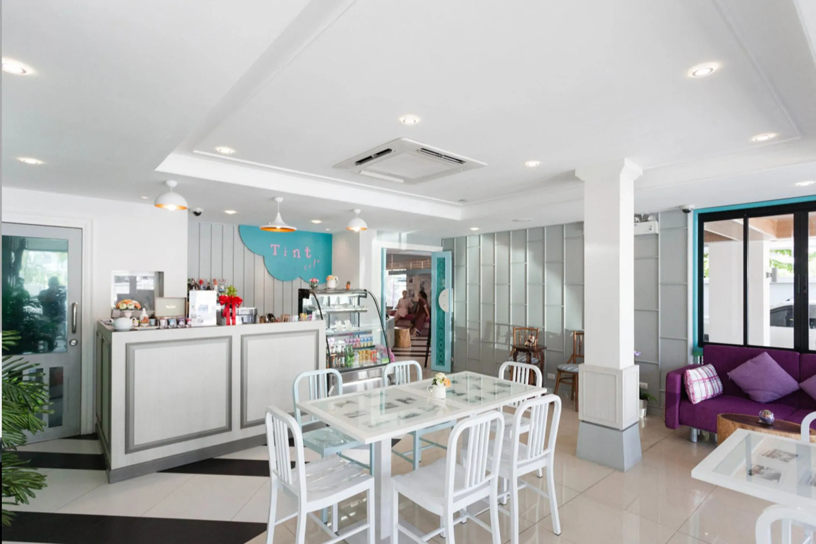 Foto - The Tint At Phuket Town - SHA Plus