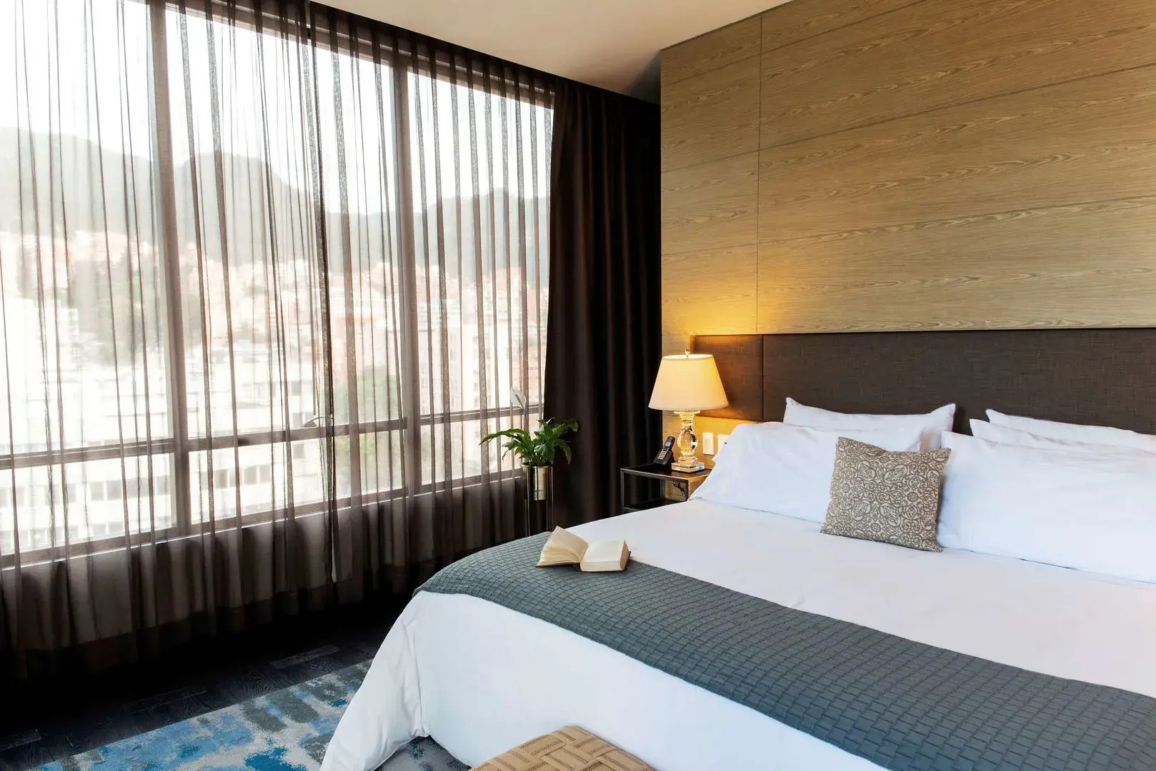 Photo - 8010 Urban Living- Luxury Home Experience