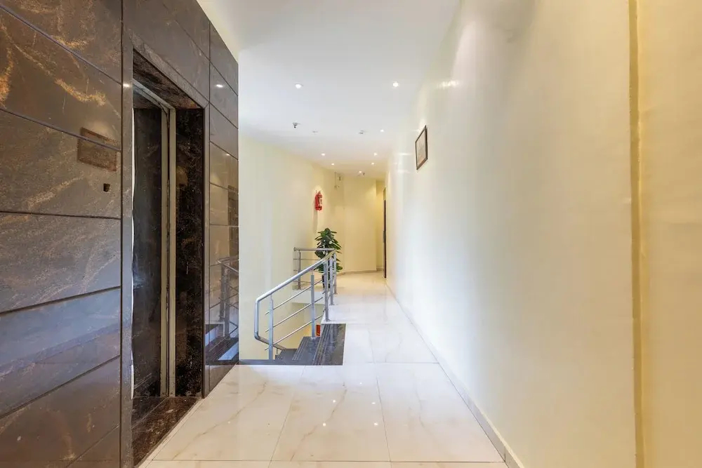 Photo - Hotel Ashyana - Near To Grant Road Station Mumbai