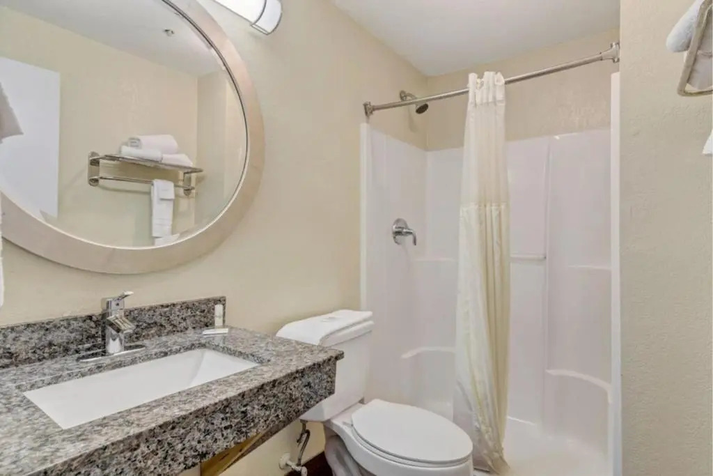 Photo - Savannah Garden Hotel