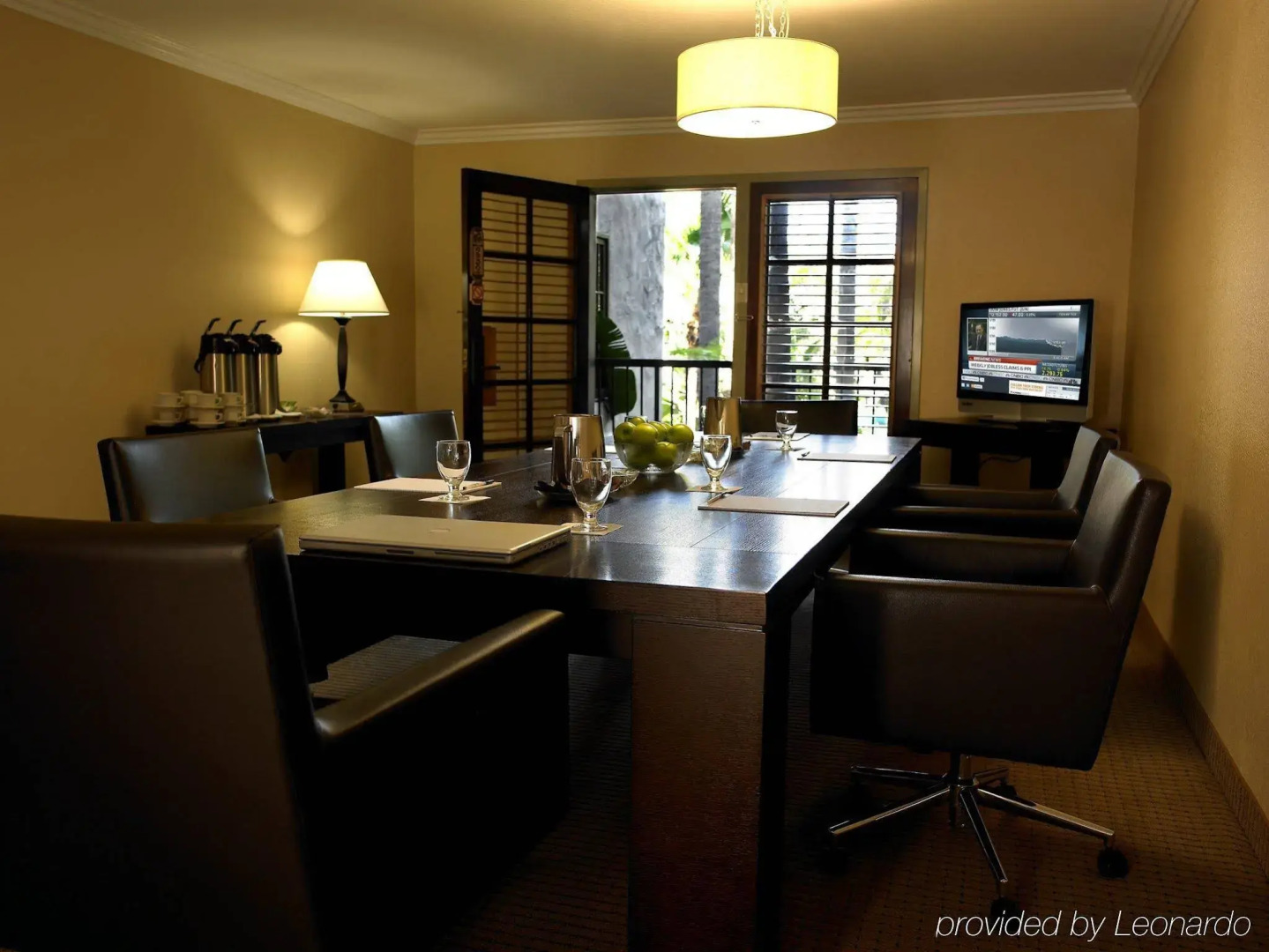 Foto - The Buena Park Grand Hotel & Suites