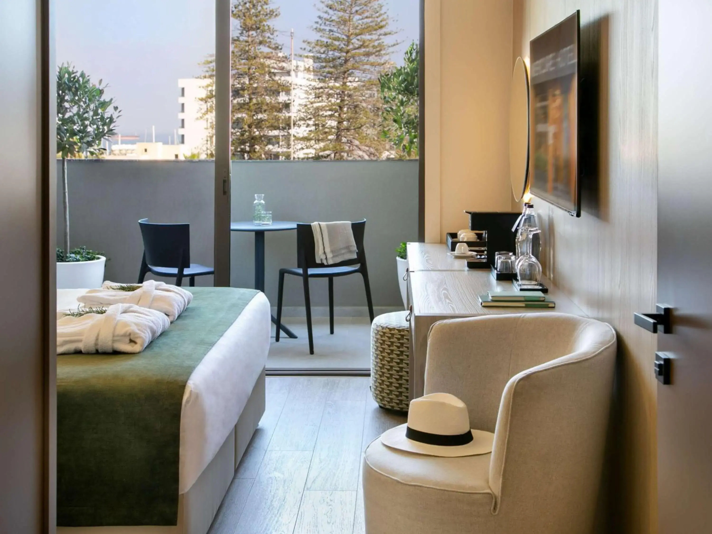 Foto - Mercure Larnaca Finikoudes Beach