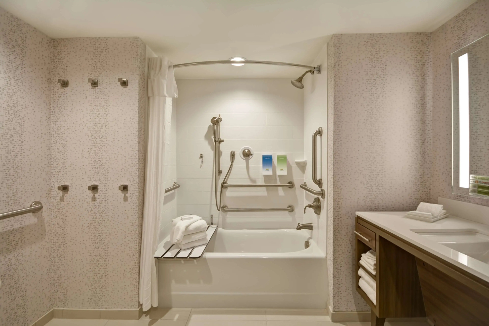 Photo - Home2 Suites by Hilton Kansas City KU Medical Center