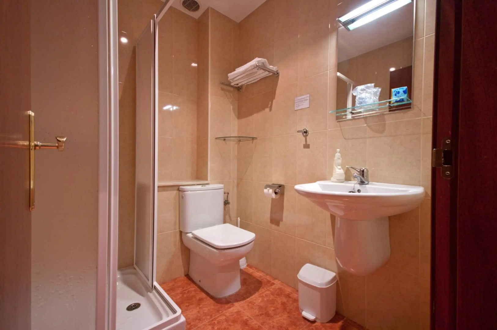 Foto - U-Hotel Dario Lugo