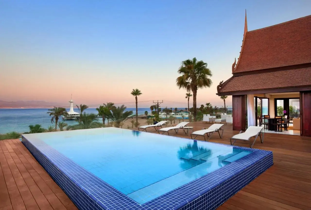 Photo - Royal Shangri-La