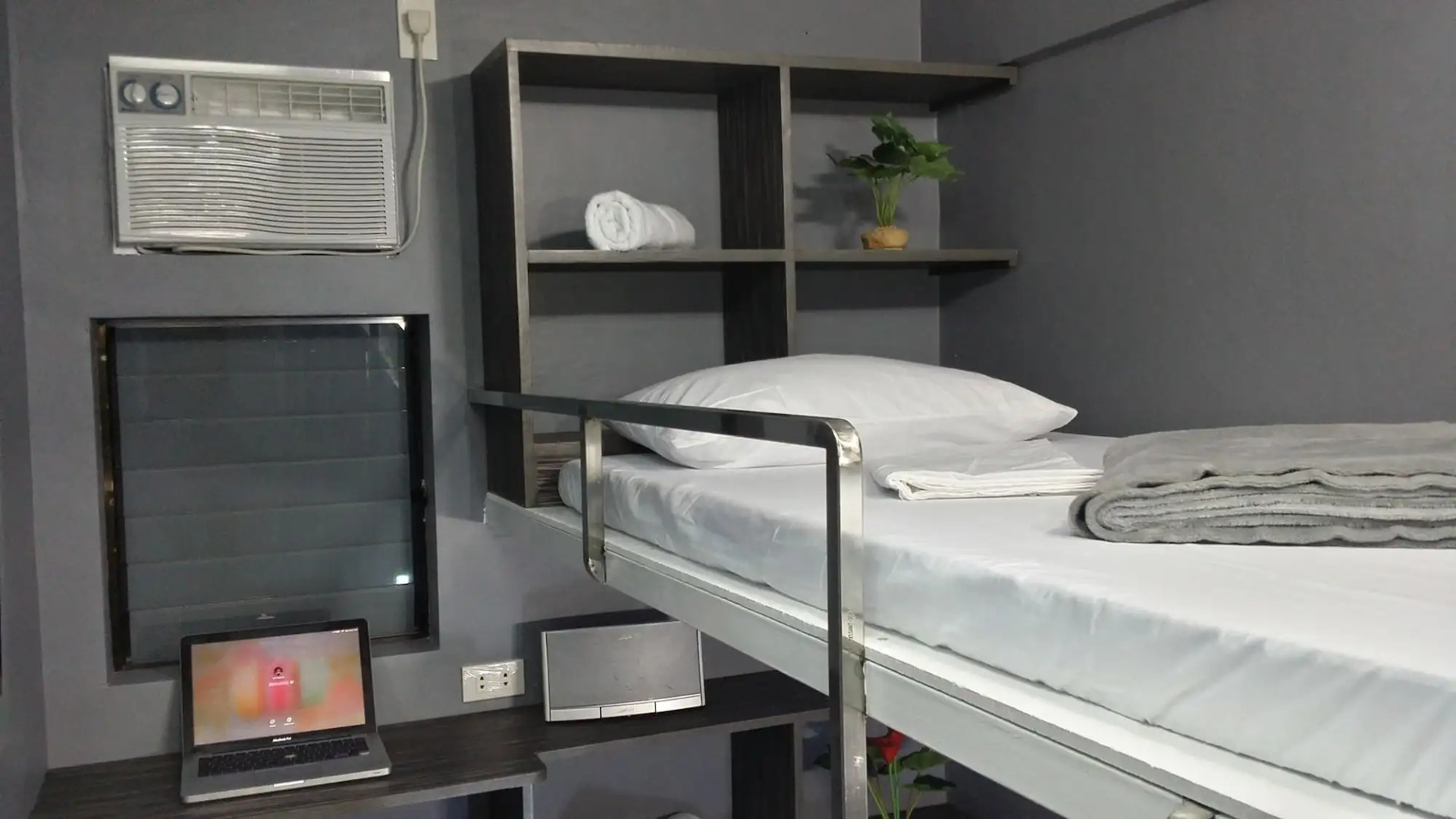 Foto - ERVORUTO HOSTEL 23 Makati