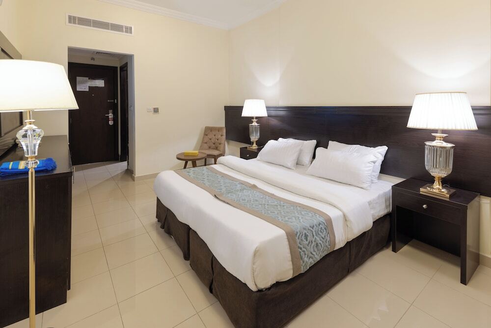 Photo - Snood Al Huda