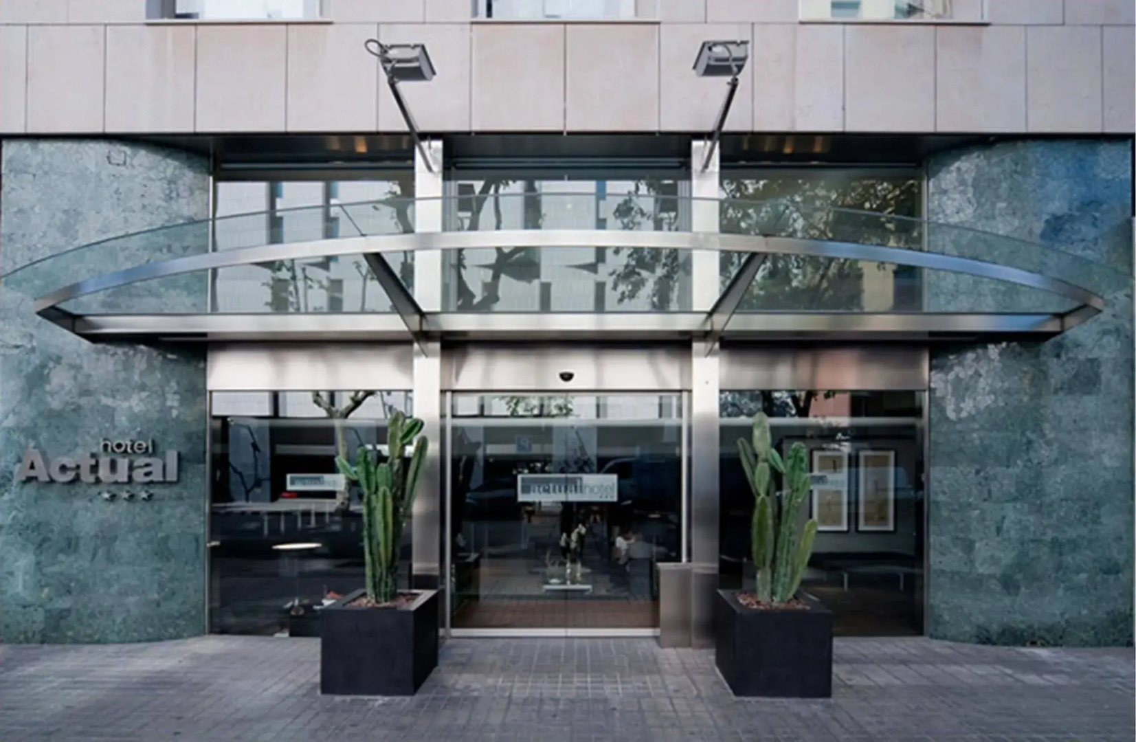 Photo - Hotel Actual