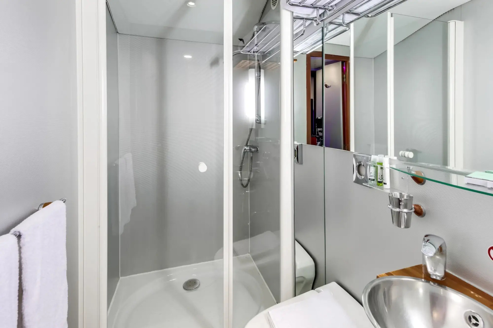 Foto - VIP Paris Yacht Hôtel & Spa