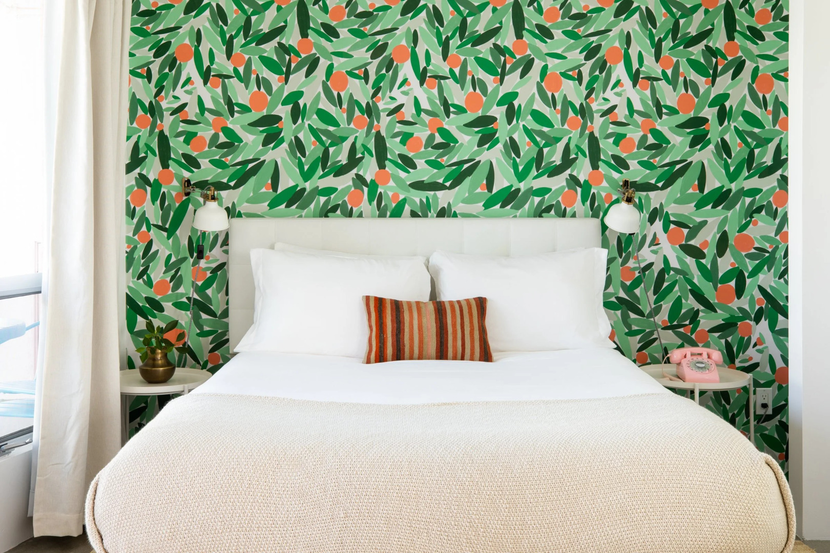 Foto - The Wesley by AvantStay Mid-Century Modern Oasis with Pool