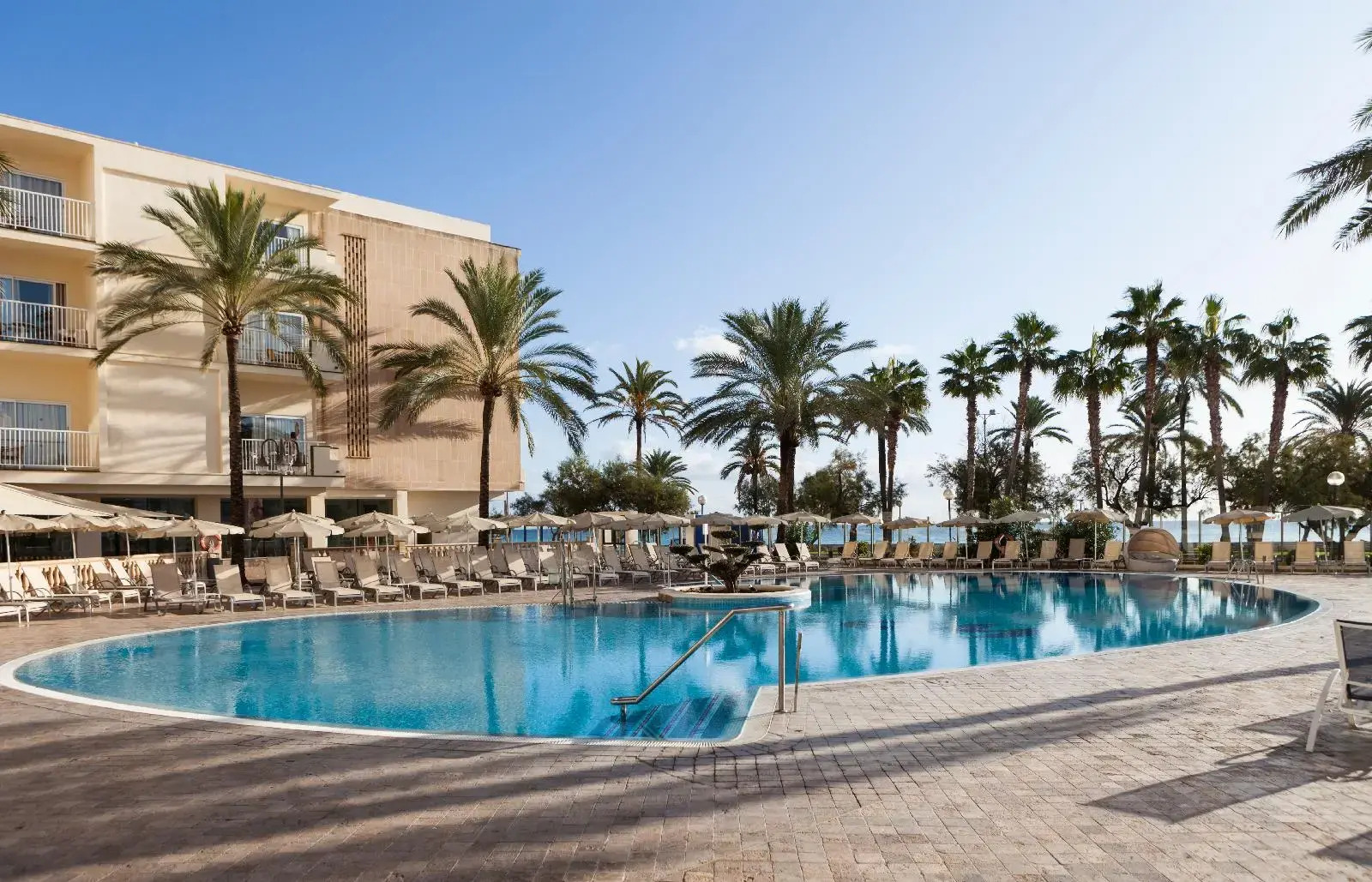 Photo - CM Castell de Mar