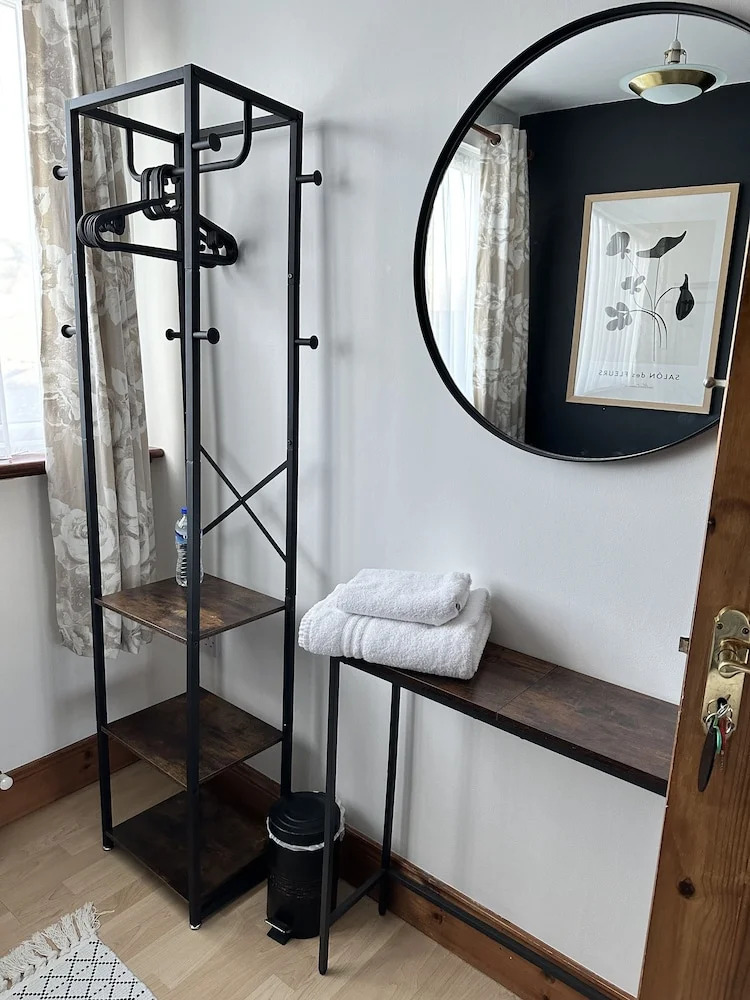 Photo - Malahide Guest Rooms