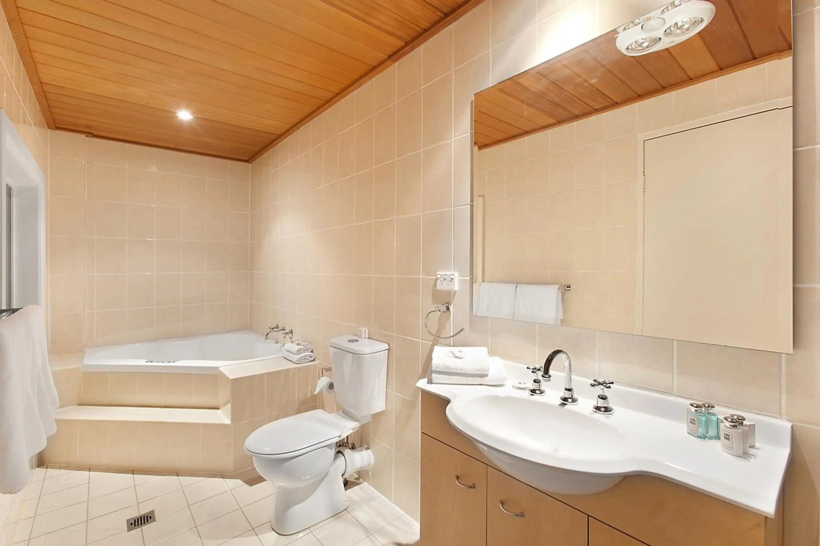 Foto - Checkers Resort & Conference Centre