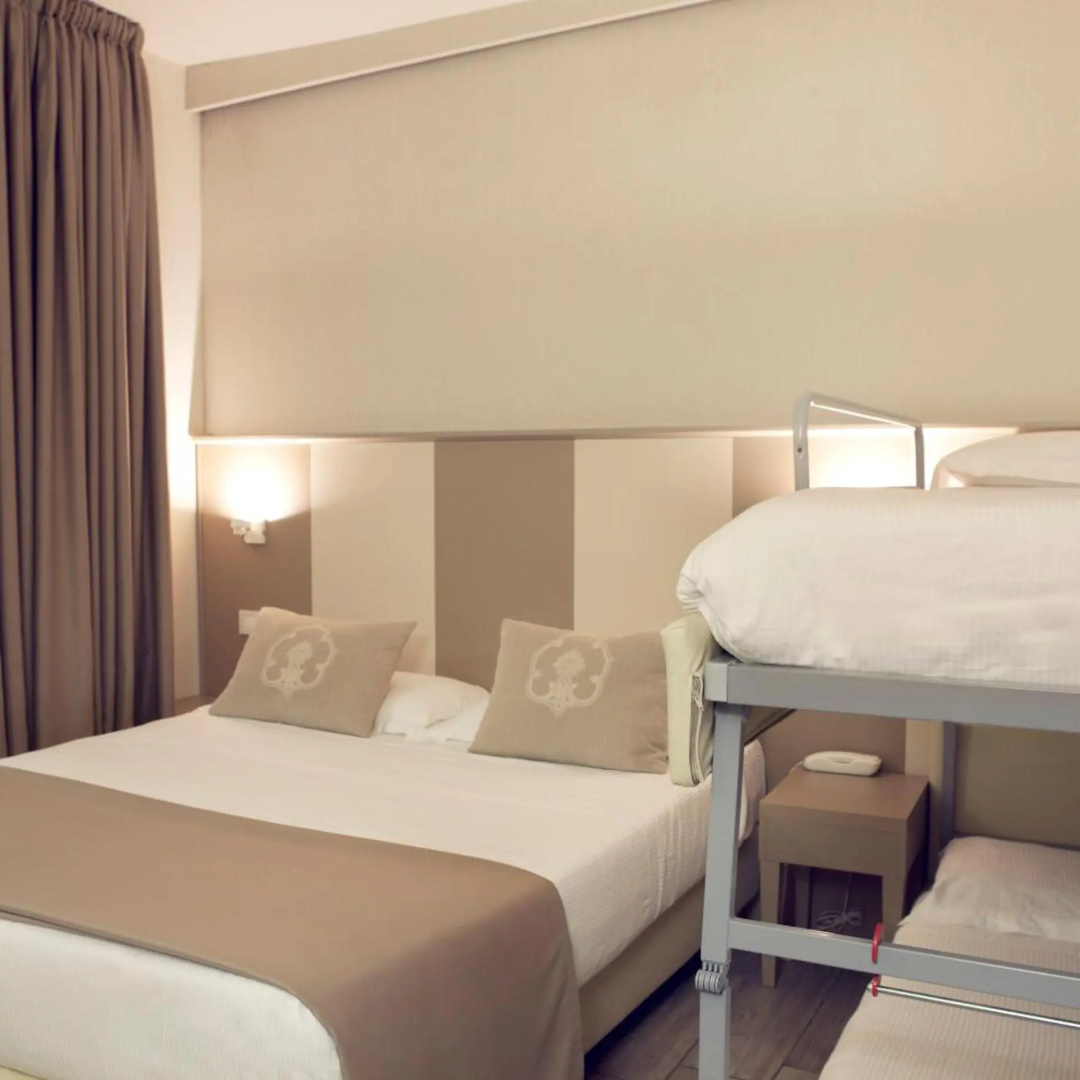 Photo - L'Hotel