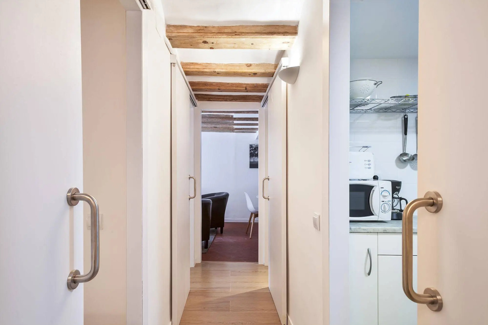 Photo - Inside Barcelona Apartments Esparteria