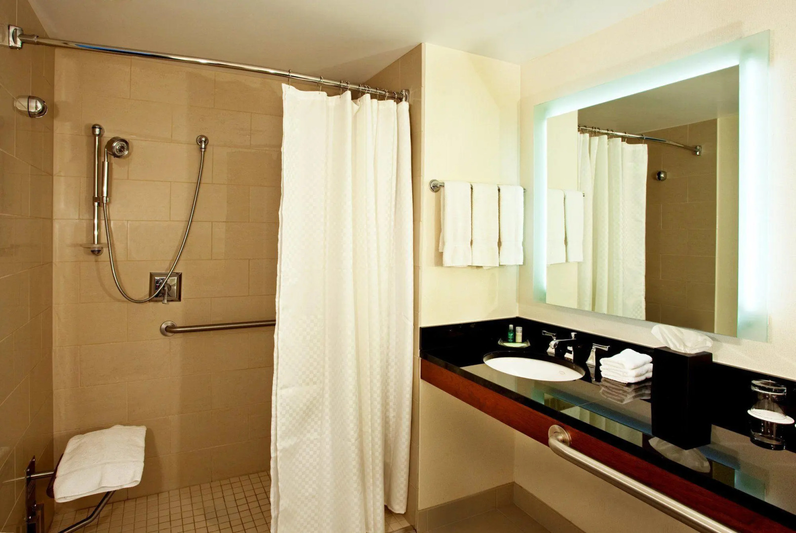 Photo - The Westin Boston Seaport District