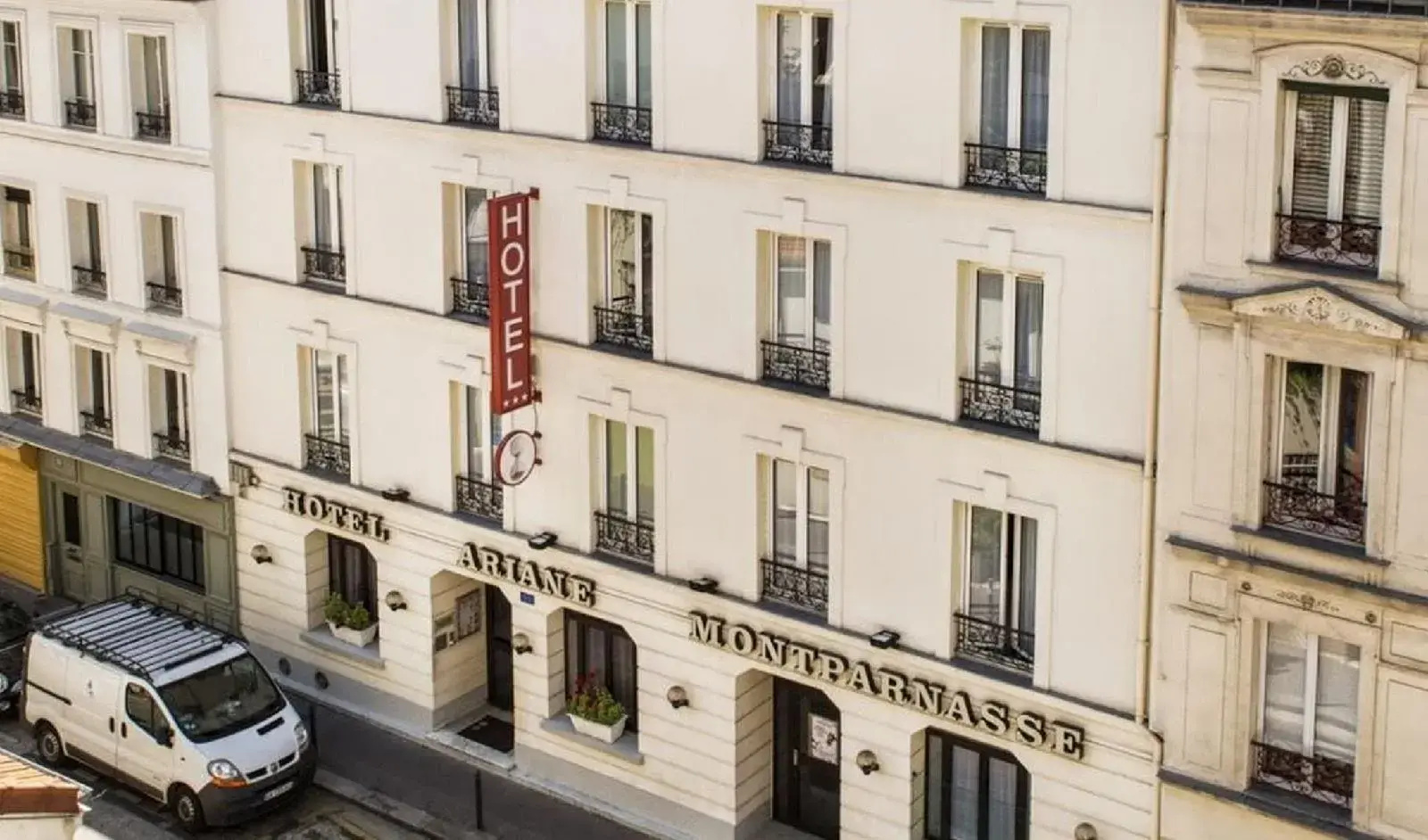 Photo - Hotel Ariane Montparnasse by Patrick Hayat