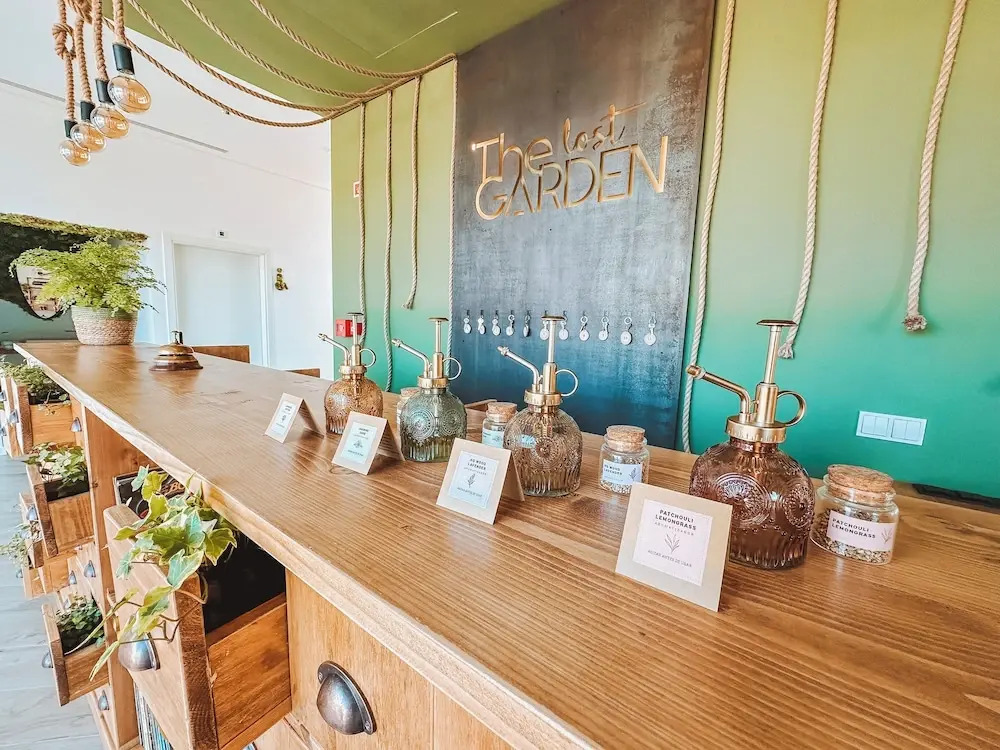 Foto - The Lost Garden