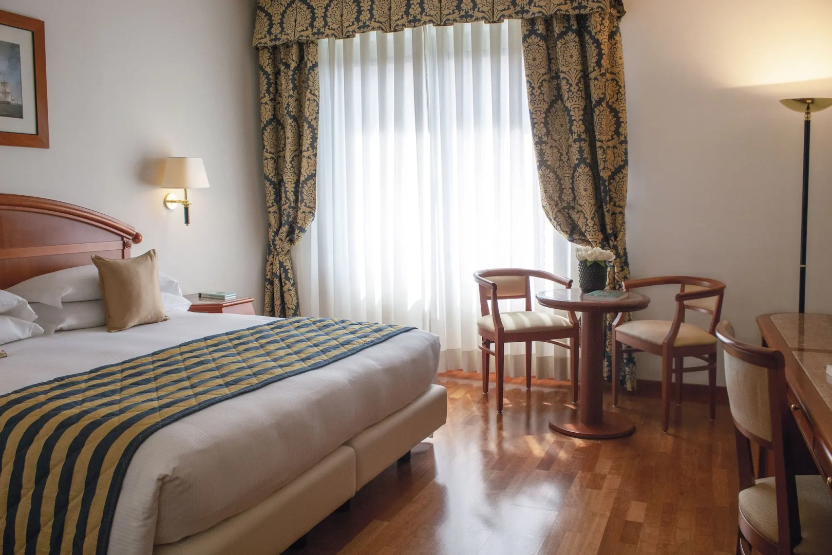 Photo - Starhotels Vespucci