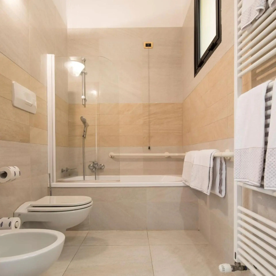 Photo - Astra Hotel
