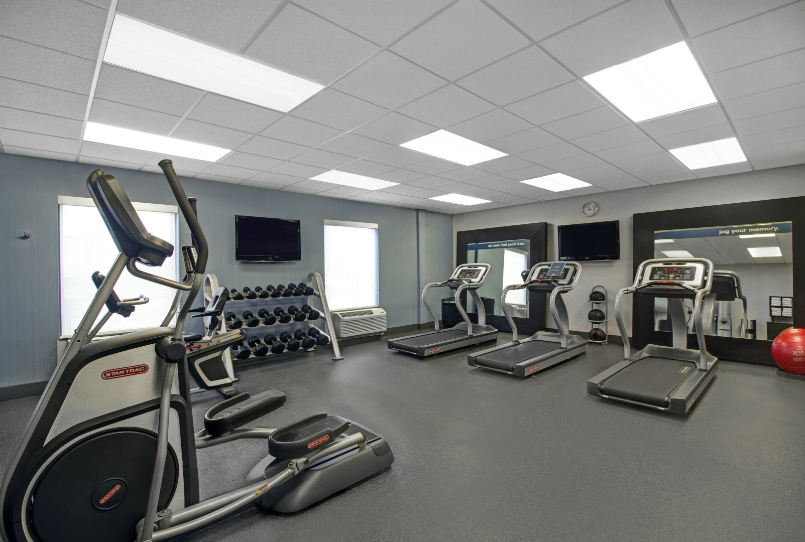 Photo - Hampton Inn & Suites Syracuse Dewitt