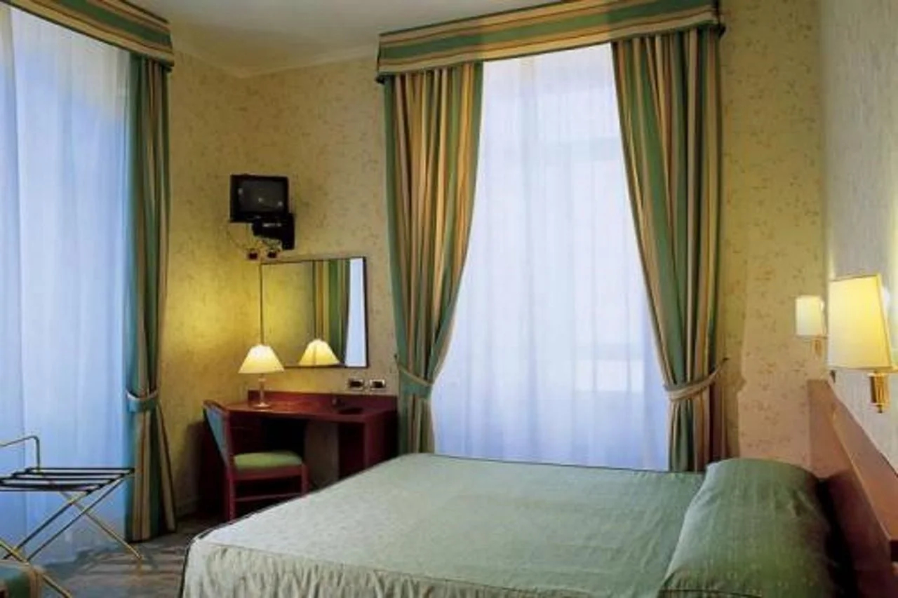 Foto - Hotel Dina