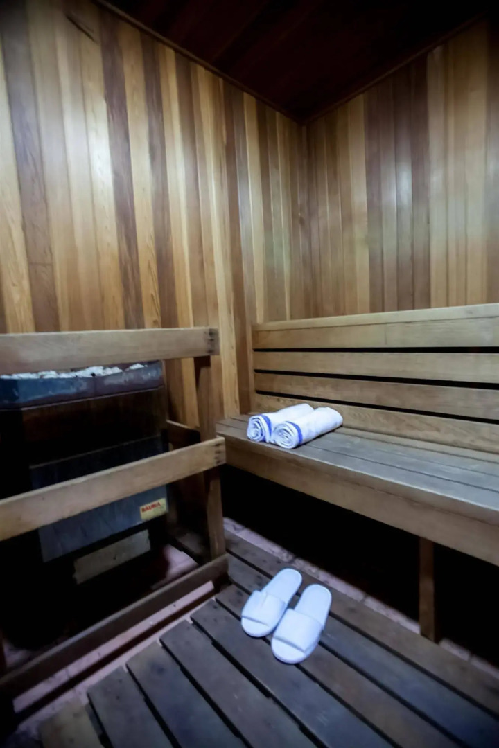 Photo - Best Western Premier Toronto Airport Carlingview Hotel