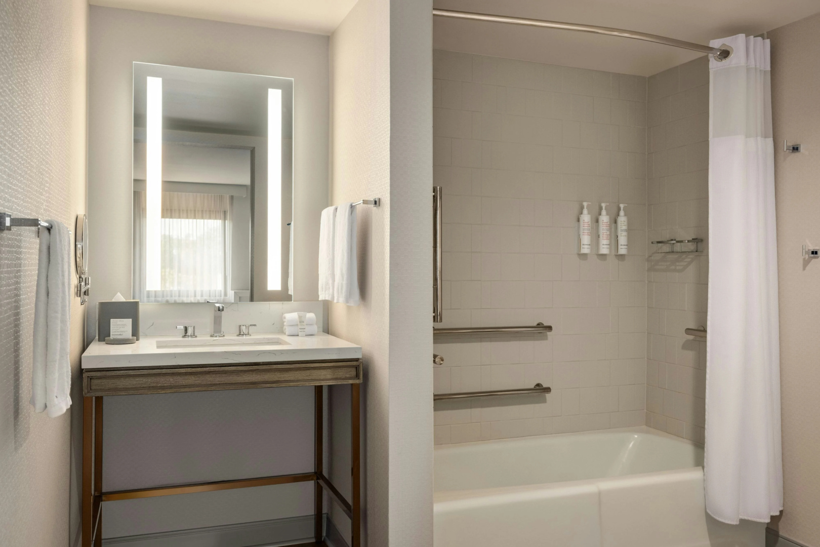 Photo - Madison Marriott South