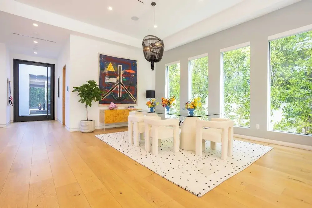 Foto - Luxe Weho Villa, Walk to Melrose Ave, Pool + Hot Tub North Vista by Avantstay
