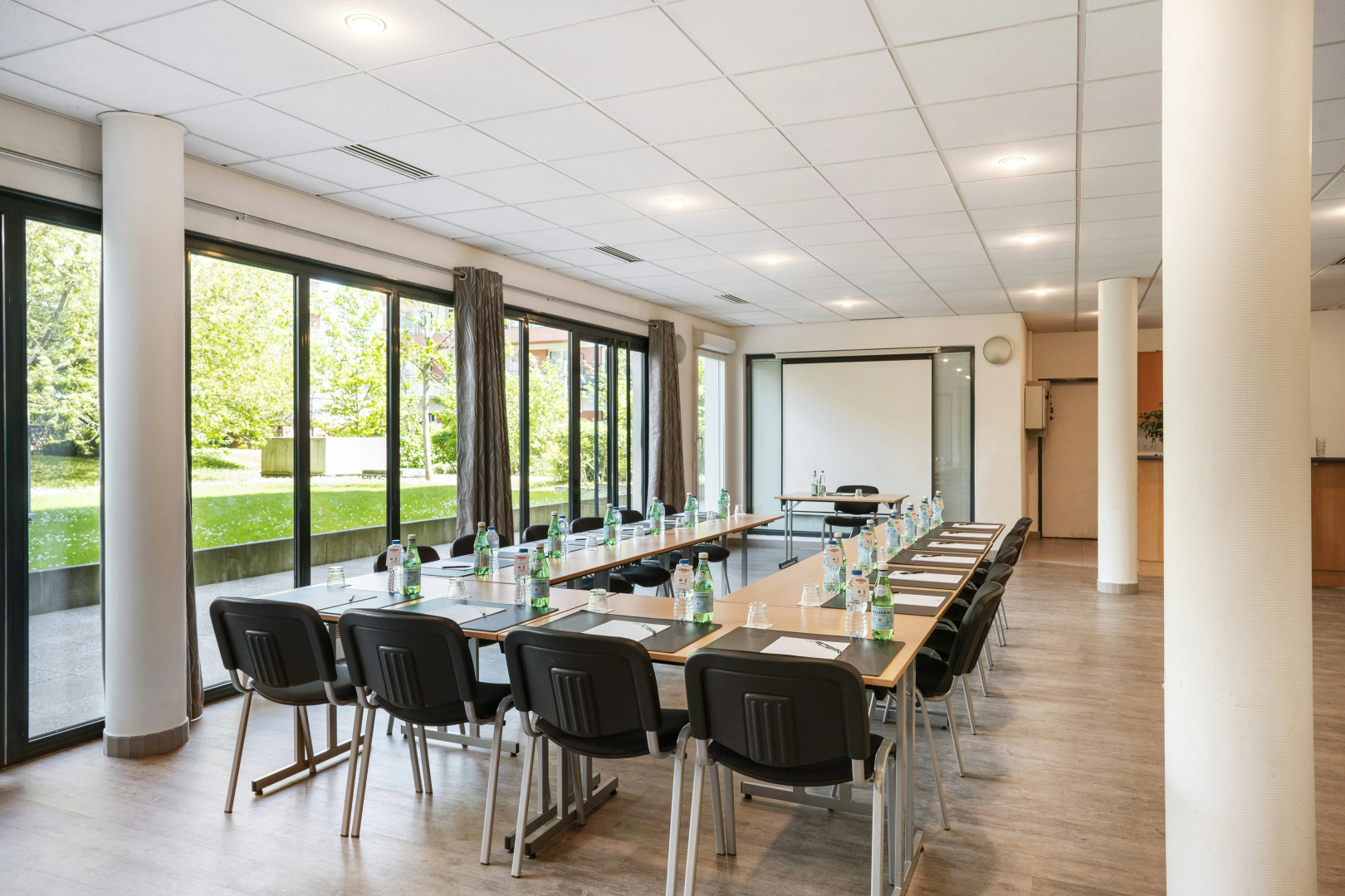 Foto - Residhome Aparthotel Paris Evry