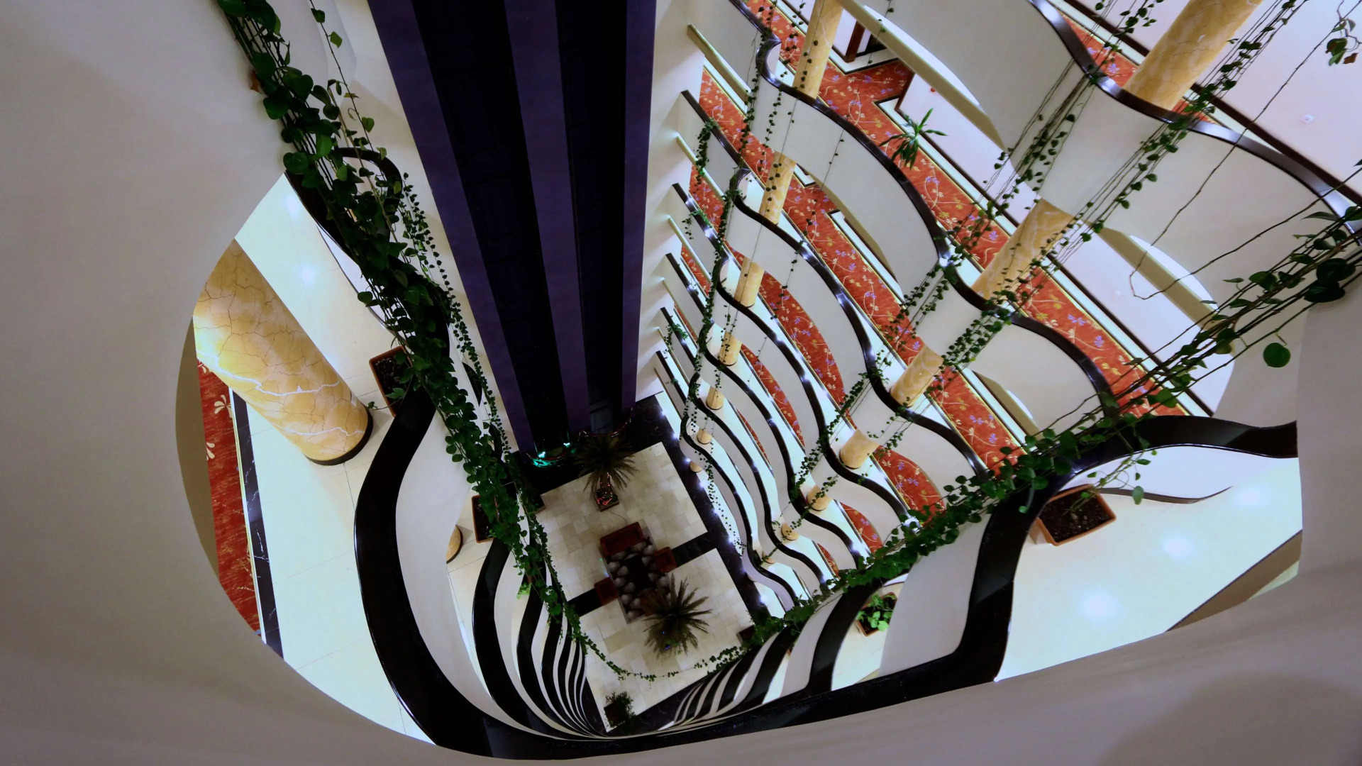 Foto - Elilly International Hotel