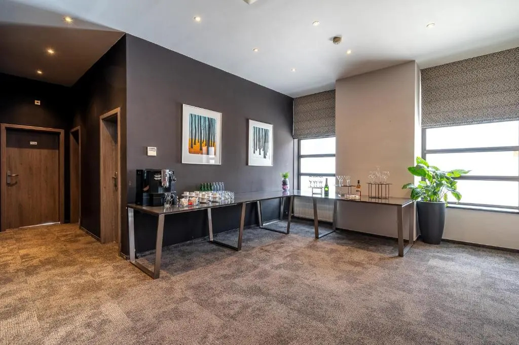 Photo - Expo Hotel