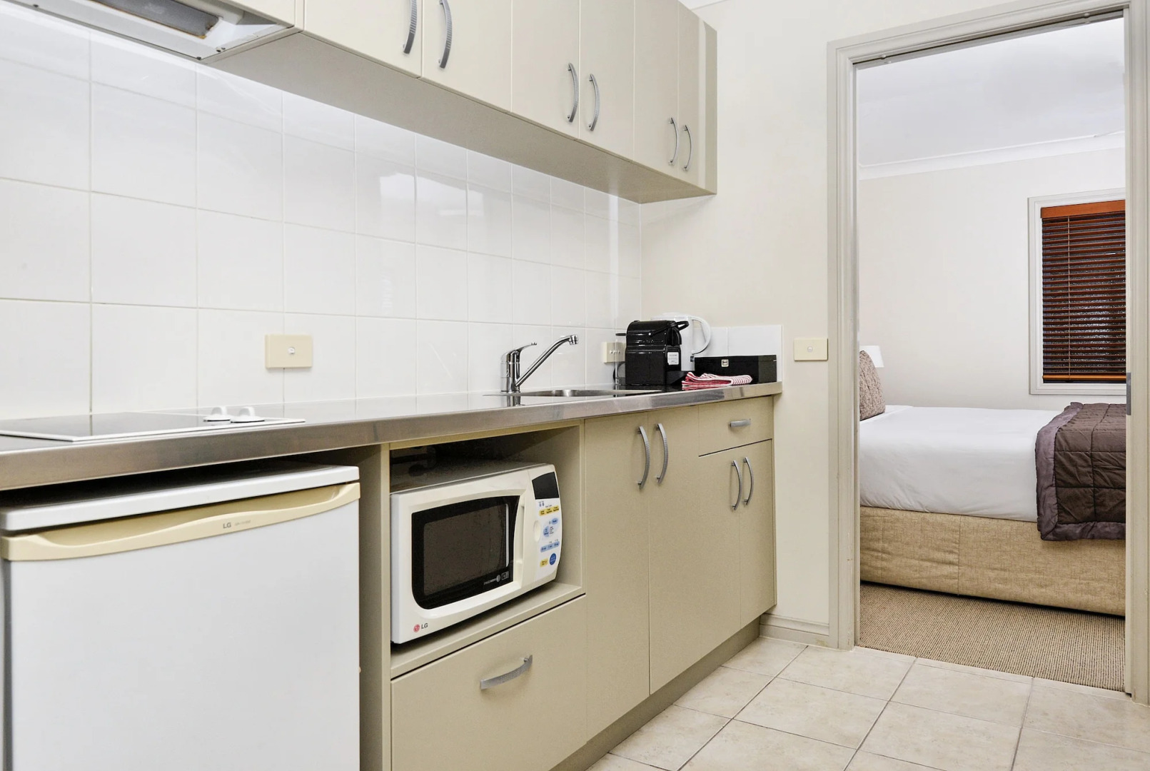 Photo - Whangaparaoa Lodge