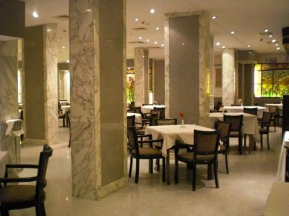 Photo - Philippe Luxor Hotel