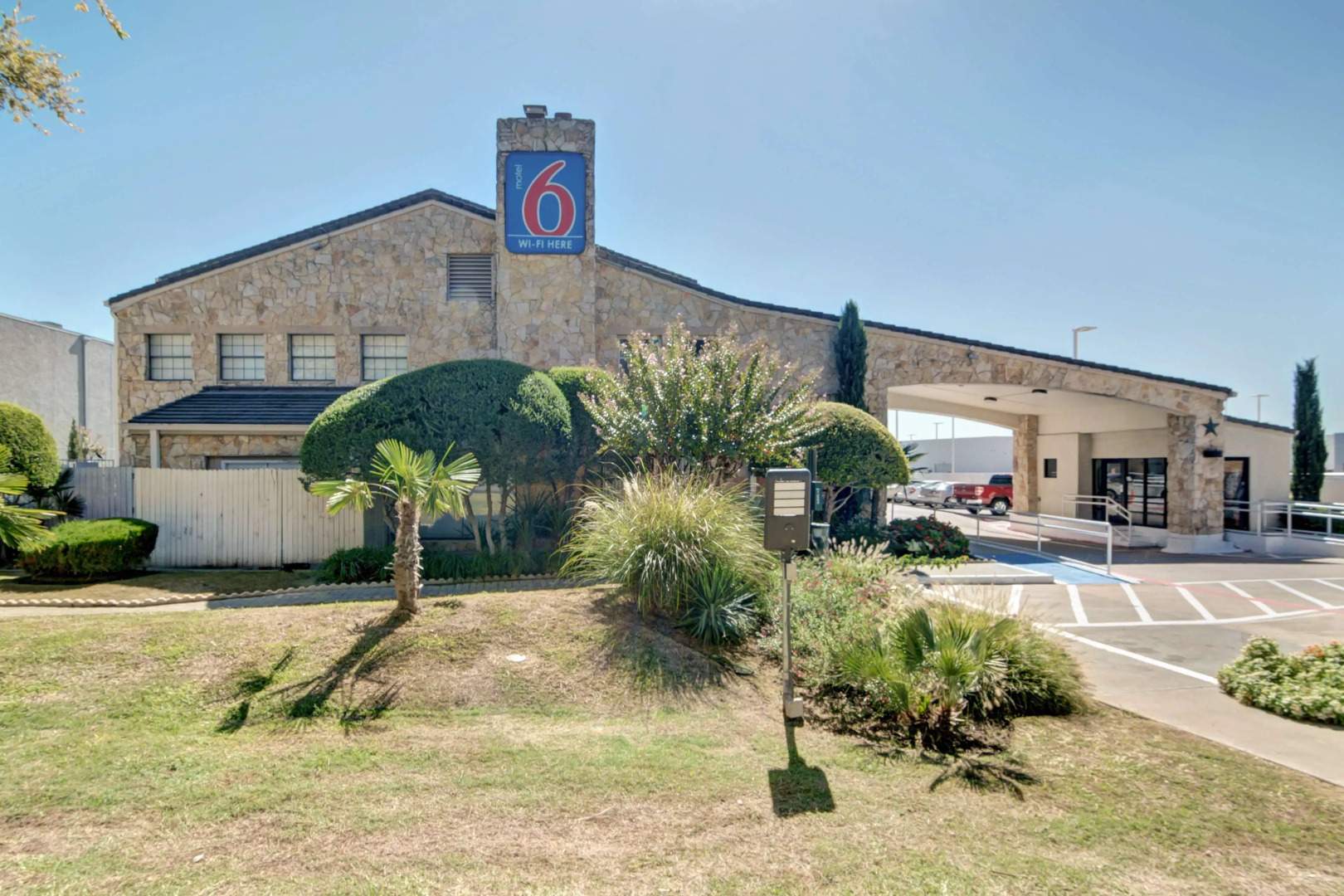 Foto - Motel 6-Dallas, TX - Forest Lane
