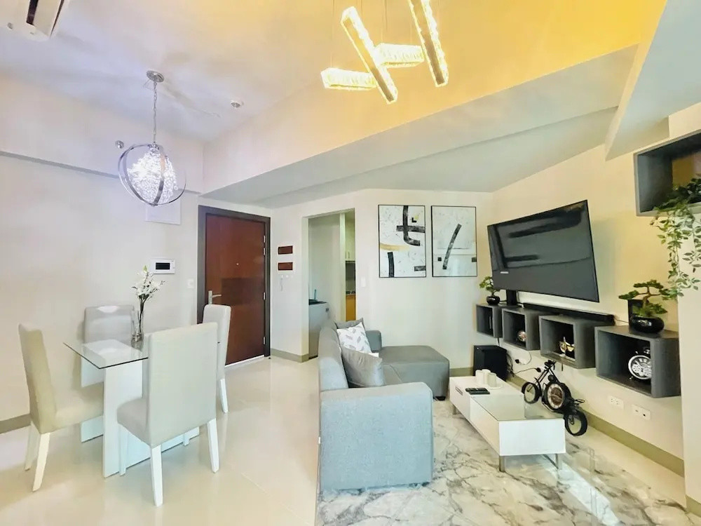 Foto - Uptown Parksuites 1