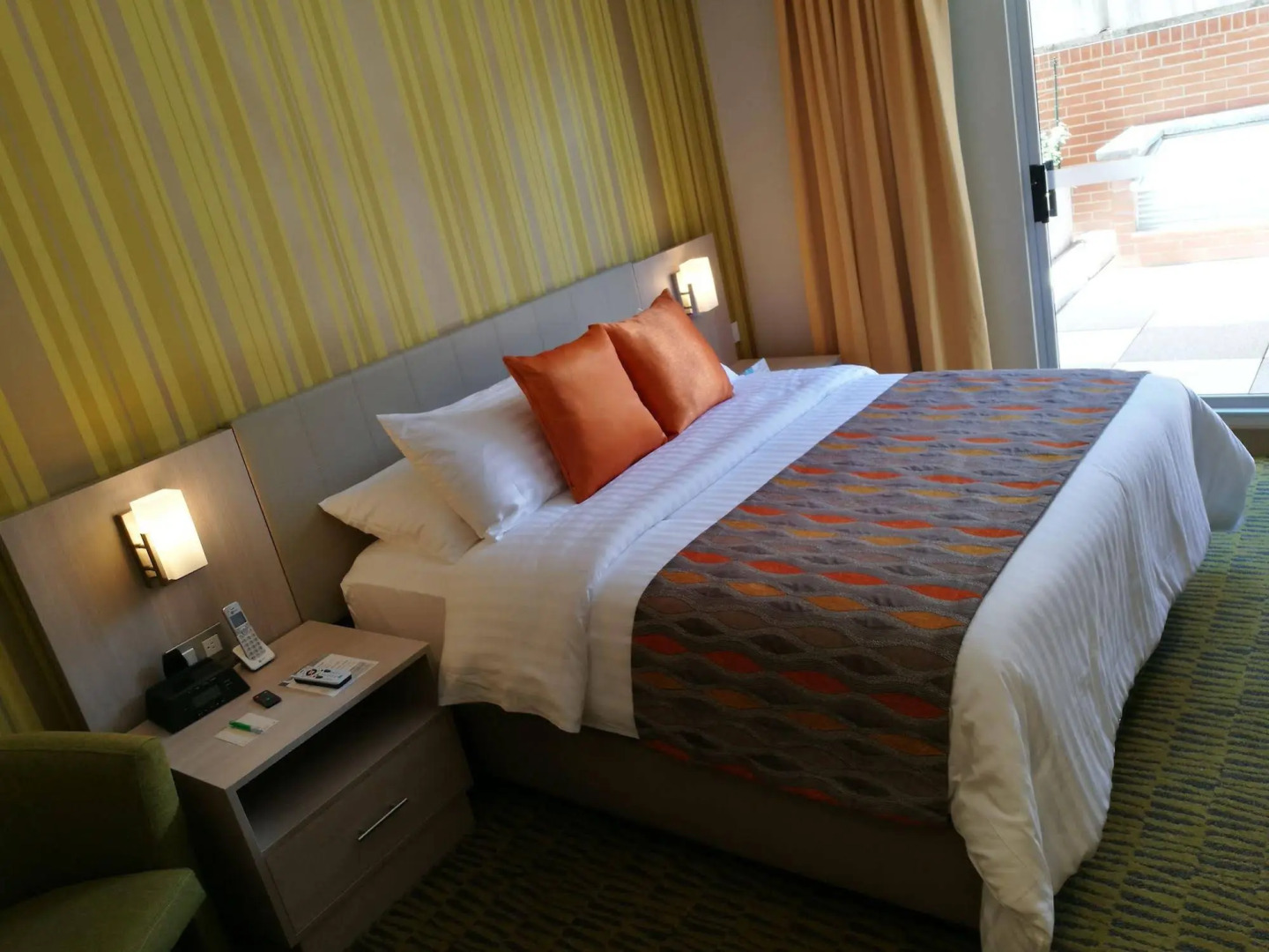 Foto - Hotel Plaza Suites