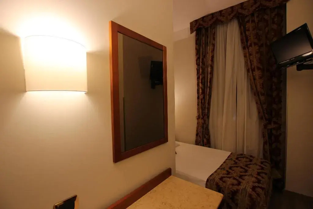 Photo - Mokinba Hotels King