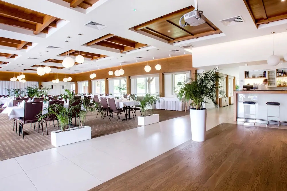 Photo - Hotel Platan