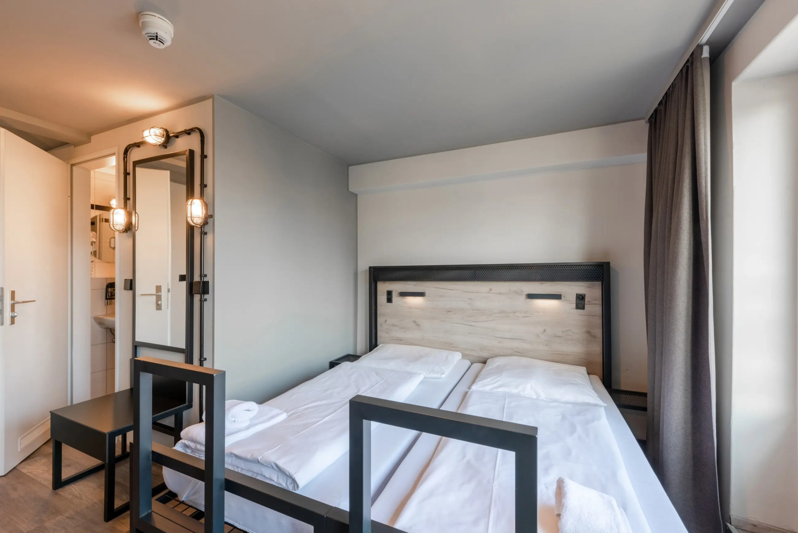 Photo - a&o Hamburg City